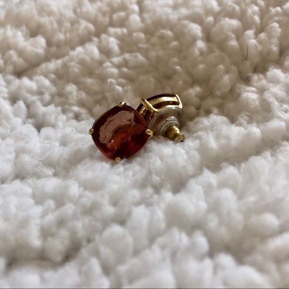 ❤️SALE❤️ Kate Spade Rose Acrylic Studs - Picture 4 of 5